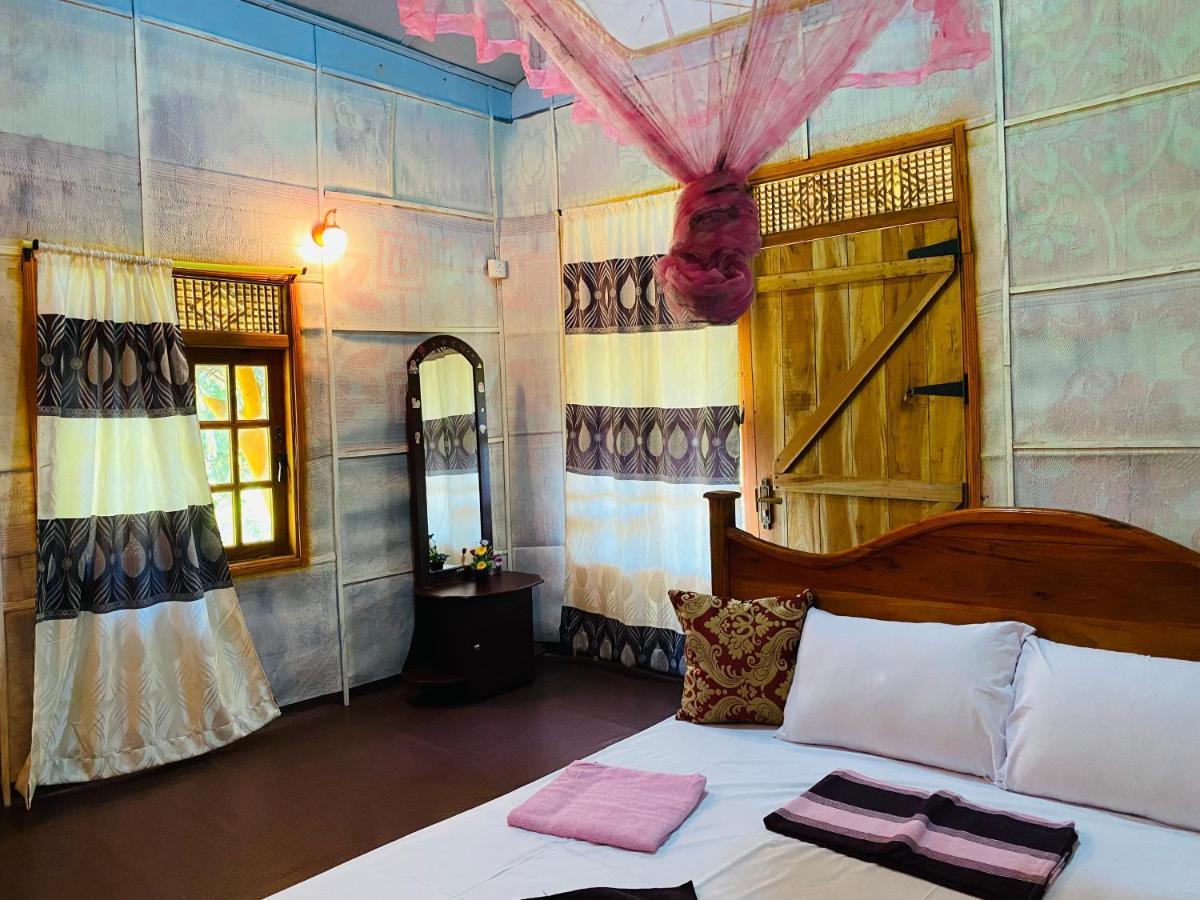 Sigiri Lion Eco Palace Sigiriya Exterior photo